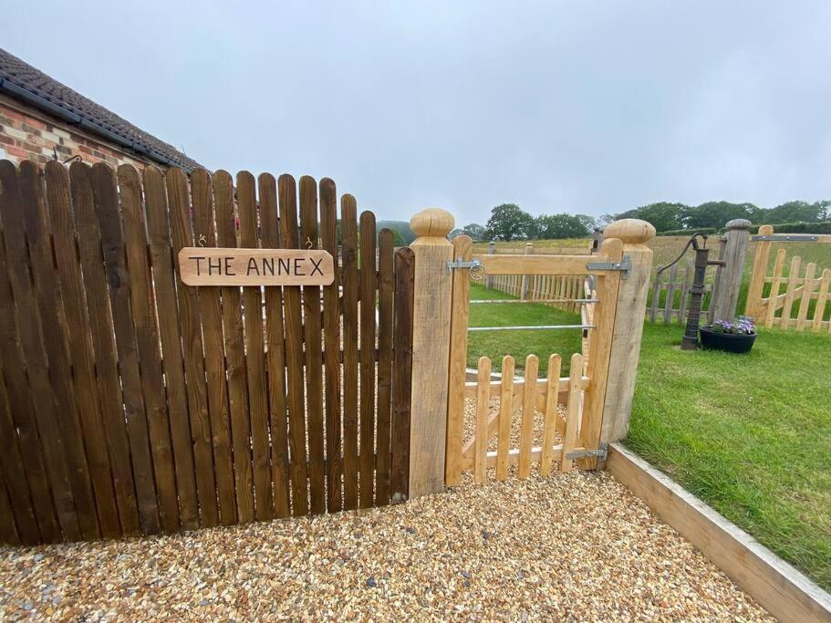 Hordle Beautiful Rural Self Contained Farm Annexヴィラ エクステリア 写真