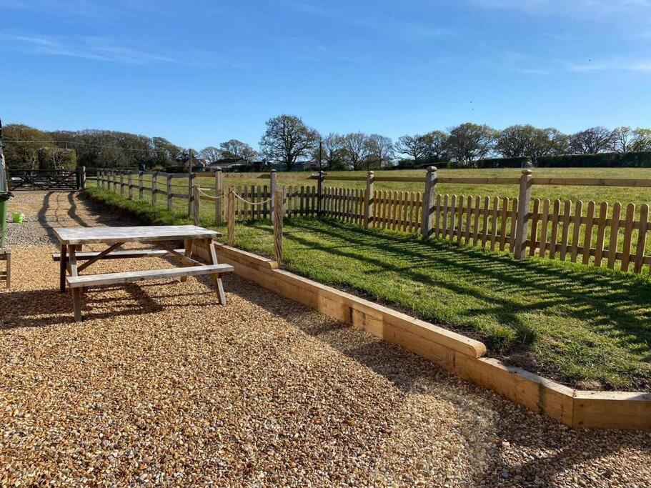 Hordle Beautiful Rural Self Contained Farm Annexヴィラ エクステリア 写真