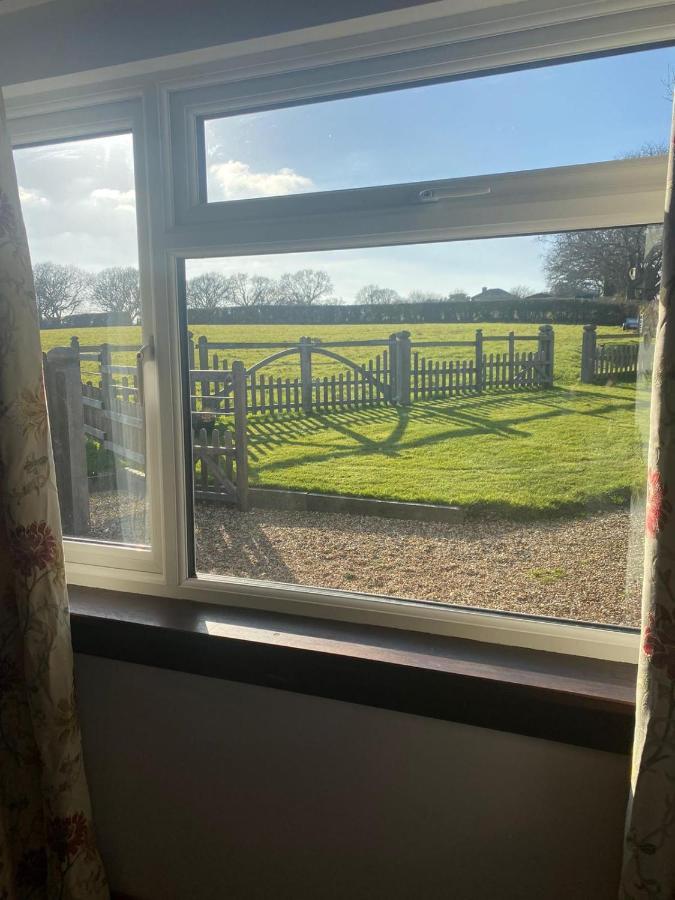 Hordle Beautiful Rural Self Contained Farm Annexヴィラ エクステリア 写真